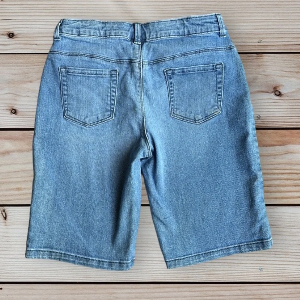 Gymboree Girls Size 12 Bermuda Shorts Medium Wash 9” Adjustable Waist Stretch